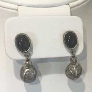 Silver Tone Faux Black Stone Drop Earrings.